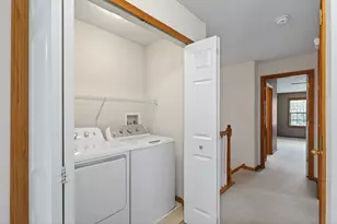17582 Hackberry Ct, Eden Prairie, MN 55347 - Photo 8