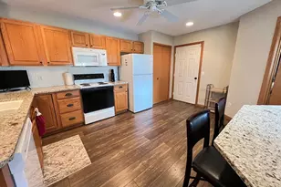 15714 Finesse Way, Apple Valley, MN 55124 - Photo 2