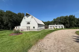 15304 County Rd 11, Herman, MN 56248 - Photo 4