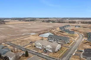 2504 Country View Dr, Northfield, MN 55057 - Photo 4