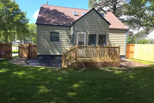 1300 7th Ave, Worthington, MN 56187 - Photo 2