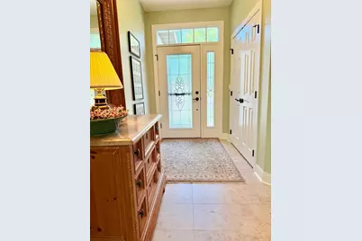 533 Hampton Drive W, Moorhead, MN 56560 - Photo 8