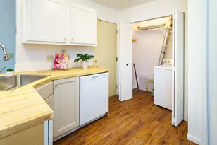 10005 Russell Ave N, Brooklyn Park, MN 55444 - Photo 12