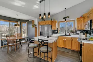 720 Northstar Dr, Sartell, MN 56377 - Photo 2