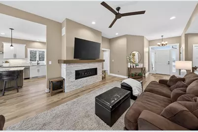 2908 Platinum Drive NE, Rochester, MN 55906 - Photo 6