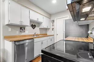 2931 67th Ln N, Brooklyn Center, MN 55430 - Photo 10