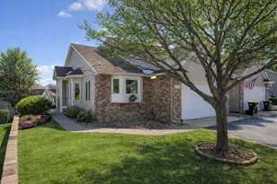 14313 Savanna Oaks Dr, Savage, MN 55378 - Photo 4