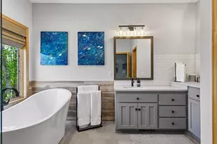 4153 Hallgren Ln, Chanhassen, MN 55331 - Photo 16