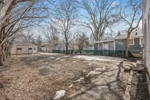 4230 Zane Ave N, Crystal, MN 55422 - Photo 20