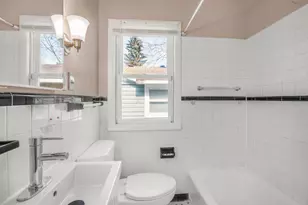 4230 Zane Ave N, Crystal, MN 55422 - Photo 8