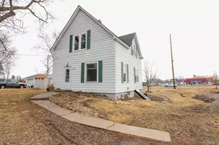 13263 Andrews Ave, Lindstrom, MN 55045 - Photo 6