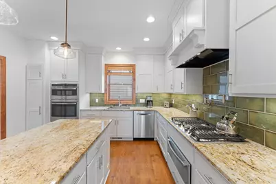 2157 Juno Avenue, Saint Paul, MN 55116 - Photo 2