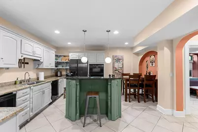 307 Ridgewood Avenue #4, Minneapolis, MN 55403 - Photo 12