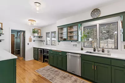 8236 Westwood Hills Curve, Saint Louis Park, MN 55426 - Photo 14