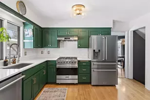 8236 Westwood Hills Curve, Saint Louis Park, MN 55426 - Photo 12