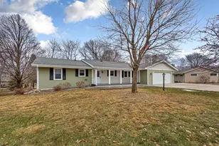 105 Kaukis Dr, Le Sueur, MN 56058 - Photo 1