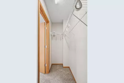 2880 Clover Ridge Drive, Chaska, MN 55318 - Photo 24