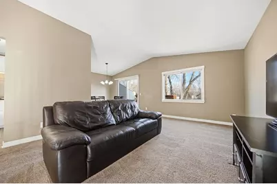 1091 Churchill Place, Shoreview, MN 55126 - Photo 8