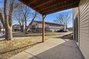 1091 Churchill Pl, Shoreview, MN 55126 - Photo 32