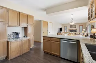 9150 Juneau Dr, Woodbury, MN 55125 - Photo 2