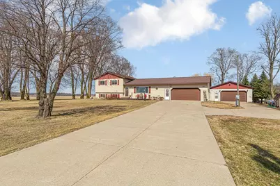 10525 210th Street W, Morristown, MN 55052 - Photo 2