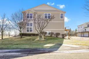 891 Ledgestone Dr, Mahtomedi, MN 55115 - Photo 40