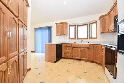 1807 33rd Street S, Moorhead, MN 56560 - Photo 12