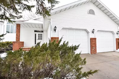 1807 33rd Street S, Moorhead, MN 56560 - Photo 2