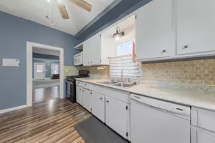 407 3rd St NE, Waseca, MN 56093 - Photo 12