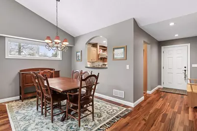 336 Ravens Court, Lino Lakes, MN 55014 - Photo 8