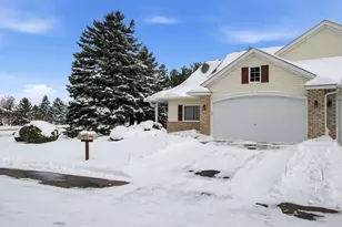 14701 Courtyard Cir, Burnsville, MN 55306 - Photo 4