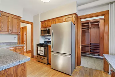 314 Saratoga Street S, Saint Paul, MN 55105 - Photo 12