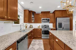 3976 Cedar Grove Ln, Eagan, MN 55122 - Photo 4