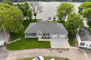 56814 402nd Ave, Mazeppa, MN 55956 - Photo 2