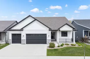 1639 Hadley Creek Dr NE, Rochester, MN 55906 - Photo 1