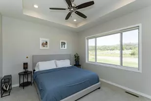 1639 Hadley Creek Dr NE, Rochester, MN 55906 - Photo 18