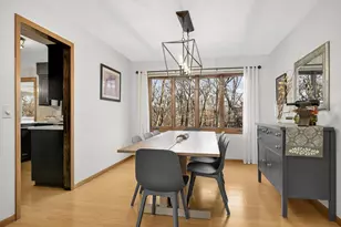 14832 Hickory Ct, Eden Prairie, MN 55346 - Photo 10