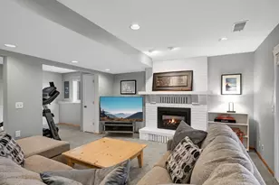 14832 Hickory Ct, Eden Prairie, MN 55346 - Photo 26