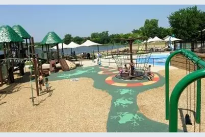 14832 Hickory Court, Eden Prairie, MN 55346 - Photo 38