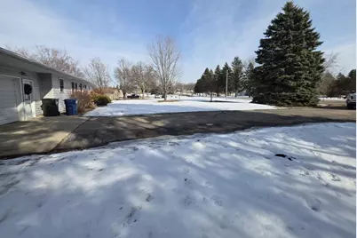 2809 Bayview Heights Drive, Fergus Falls, MN 56537 - Photo 4