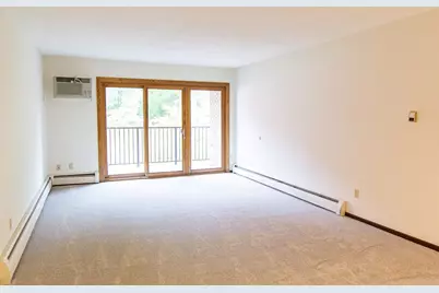 2690 Oxford Street N #247, Roseville, MN 55113 - Photo 4