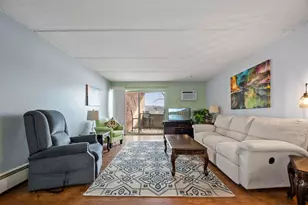 329 Geneva Ave N, Oakdale, MN 55128 - Photo 6