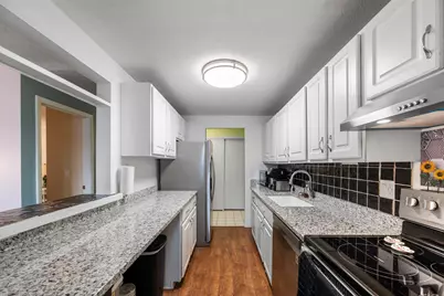 329 Geneva Avenue N #102, Oakdale, MN 55128 - Photo 16