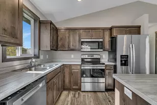 824 8th St Loop NE, Rice, MN 56367 - Photo 10