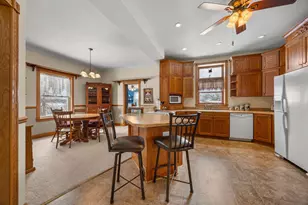 11742 Sunset Cir, Hutchinson, MN 55350 - Photo 8