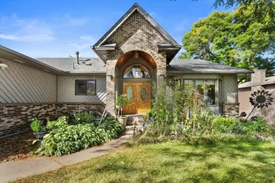 479 Mary Street S, Maplewood, MN 55119 - Photo 1