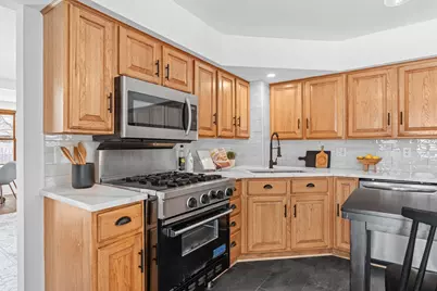 8200 Irving Avenue S, Bloomington, MN 55431 - Photo 16