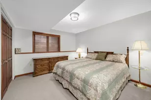 3195 Red Oak Dr, Eagan, MN 55121 - Photo 14