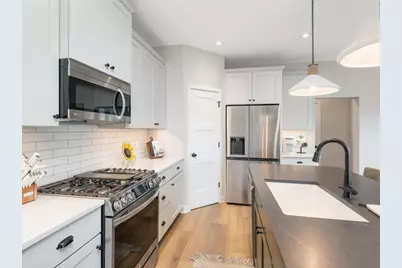 10060 Highpoint Drive, Victoria, MN 55318 - Photo 18