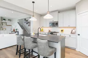 10060 Highpoint Dr, Victoria, MN 55318 - Photo 16